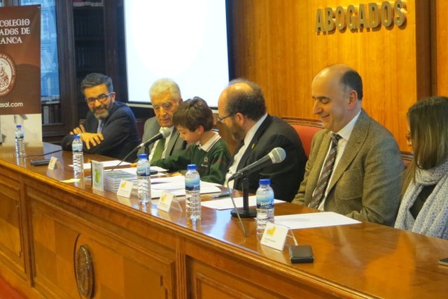 Elige y dibuja tu Derecho Favorito Elige y dibuja tu Derecho Favorito