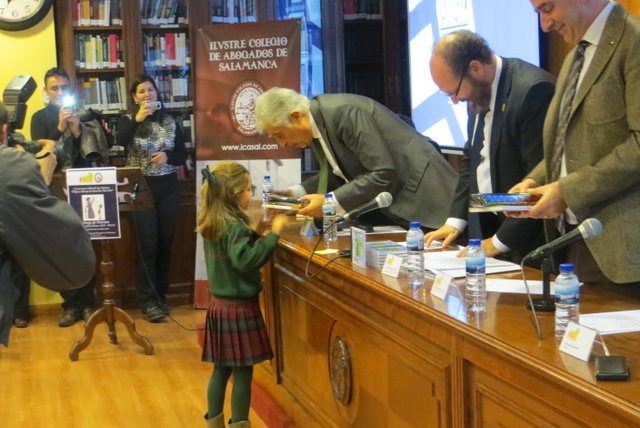 Elige y dibuja tu Derecho Favorito Elige y dibuja tu Derecho Favorito