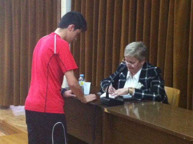 Encuentro con una escritora Encuentro con una escritora