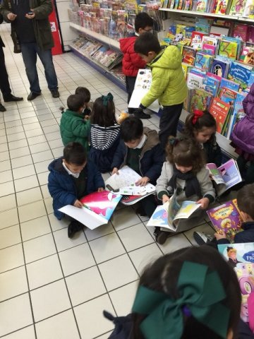 Infantil hace la compra Infantil hace la compra