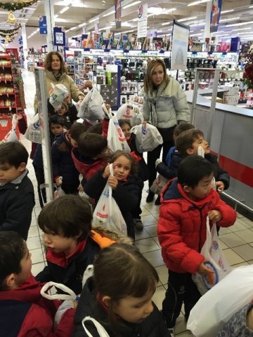 Infantil hace la compra Infantil hace la compra