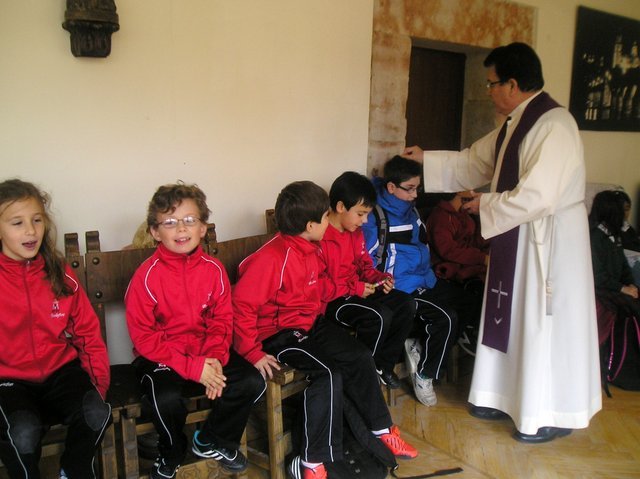 Es tiempo de Cuaresma Es tiempo de Cuaresma