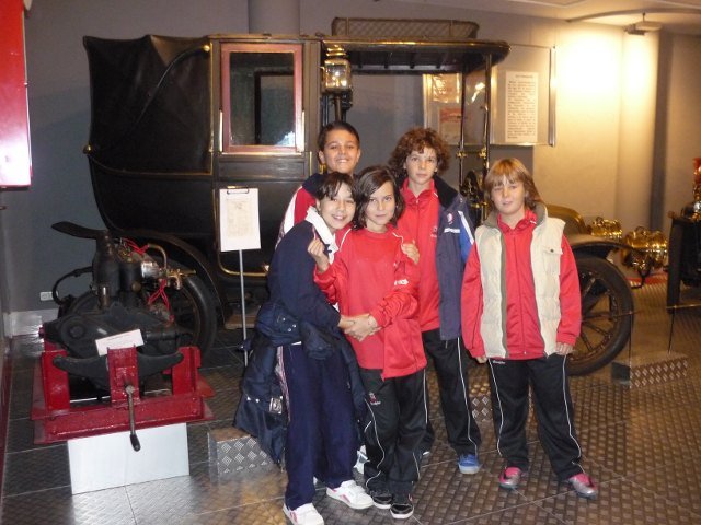 Museo Automoción 2010 5º B Primaria Museo Automoción 2010 5º B Primaria