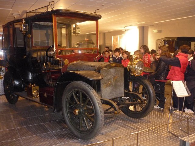 Museo Automoción 2010 5º B Primaria Museo Automoción 2010 5º B Primaria