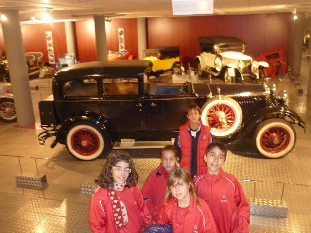 Museo Automoción 2010 5º B Primaria Museo Automoción 2010 5º B Primaria