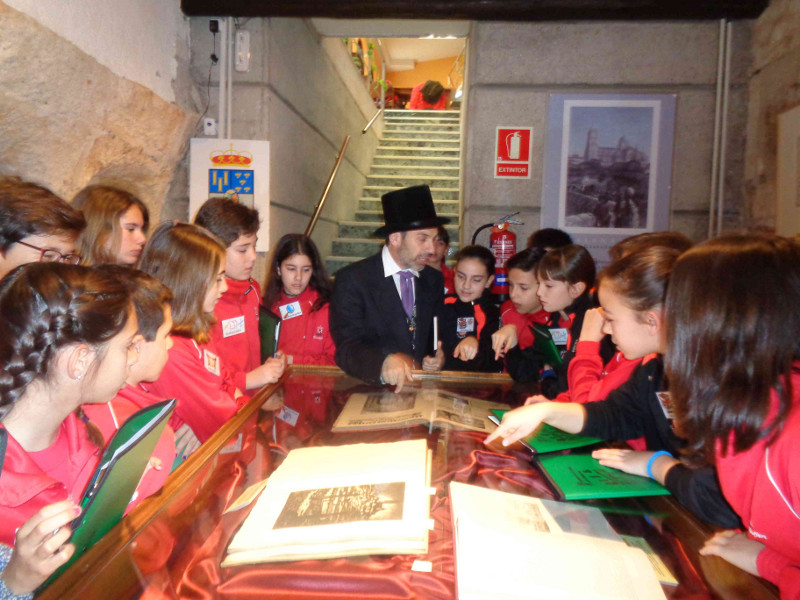 Diputados y diputadas por un momento Diputados y diputadas por un momento