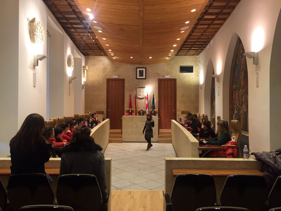 Conociendo el Ayuntamiento de Salamanca Conociendo el Ayuntamiento de Salamanca