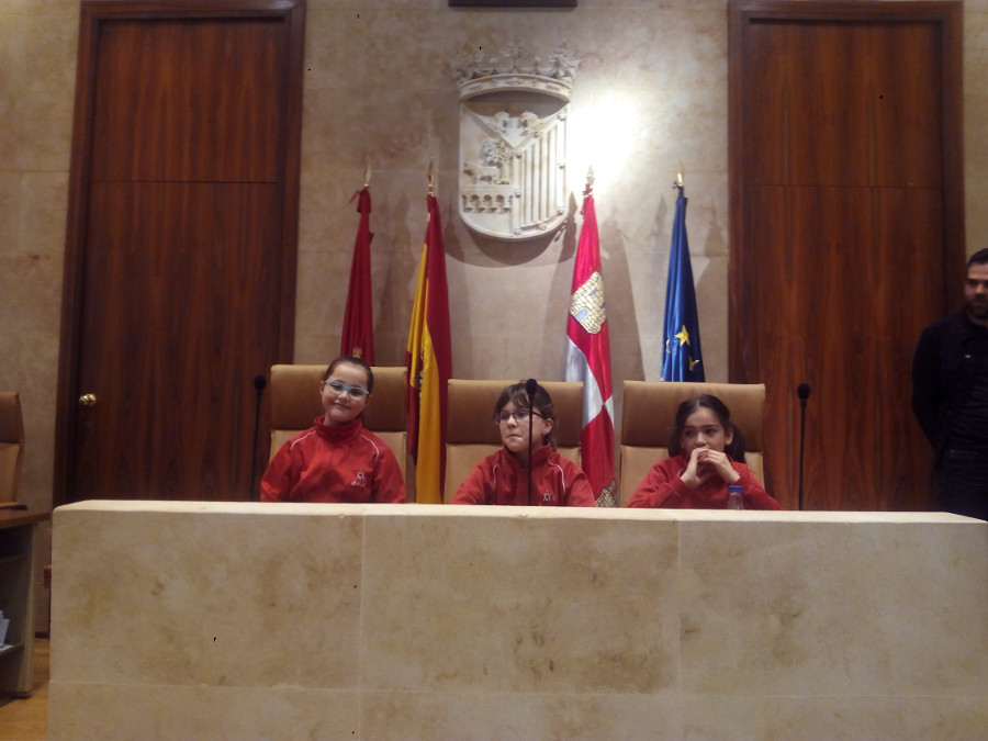 Conociendo el Ayuntamiento de Salamanca Conociendo el Ayuntamiento de Salamanca