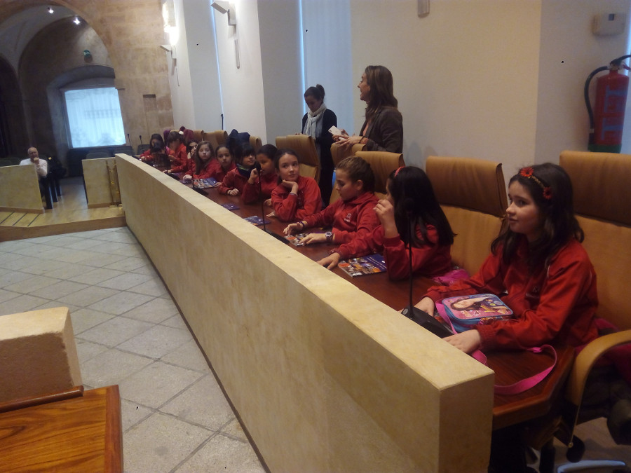 Conociendo el Ayuntamiento de Salamanca Conociendo el Ayuntamiento de Salamanca