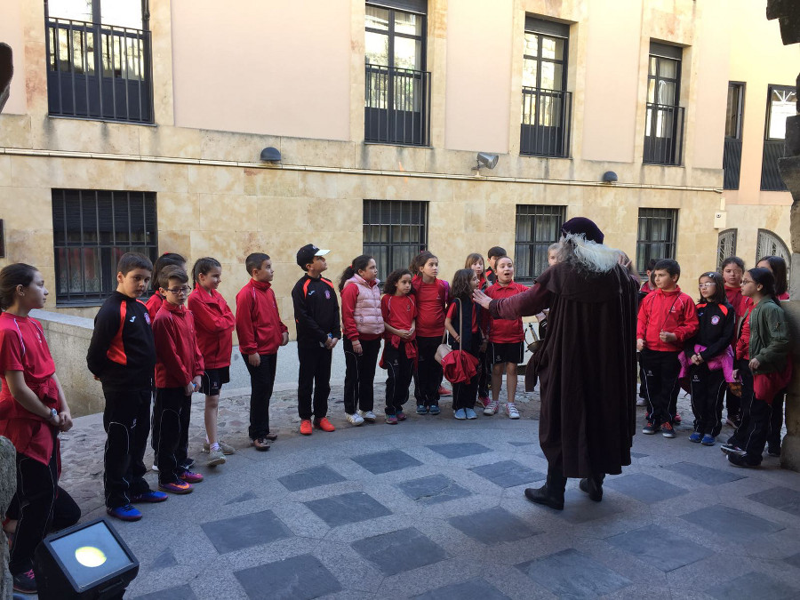 A la cueva nos fuimos A la cueva nos fuimos