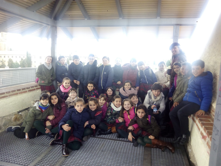 A la cueva nos fuimos A la cueva nos fuimos