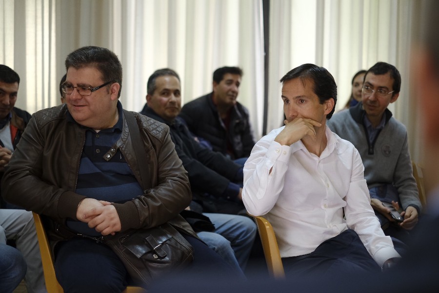 Reunión de antiguos alumnos que finalizaron sus estudios hace 25 años Reunión de antiguos alumnos que finalizaron sus estudios hace 25 años