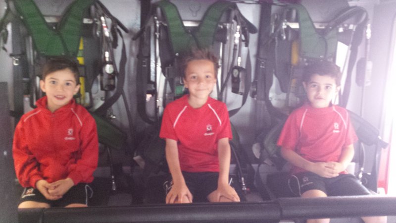 A los bomberos… ¡les encantamos! A los bomberos… ¡les encantamos!