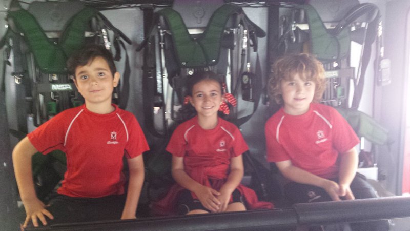 A los bomberos… ¡les encantamos! A los bomberos… ¡les encantamos!