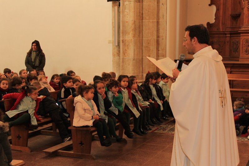 Celebración religiosa en honor a San José de Calasanz. Celebración religiosa en honor a San José de Calasanz.