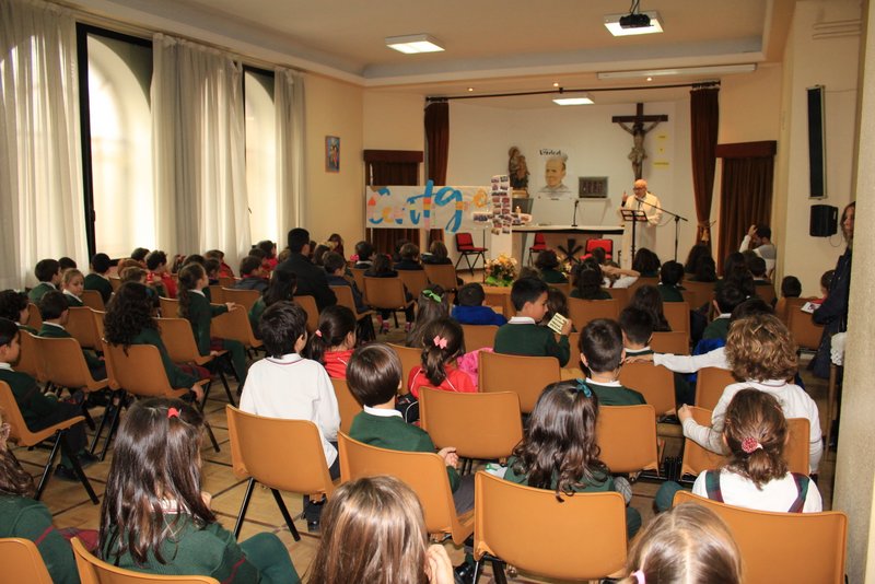 Celebración religiosa en honor a San José de Calasanz. Celebración religiosa en honor a San José de Calasanz.