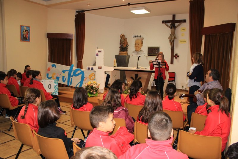 Celebración religiosa en honor a San José de Calasanz. Celebración religiosa en honor a San José de Calasanz.