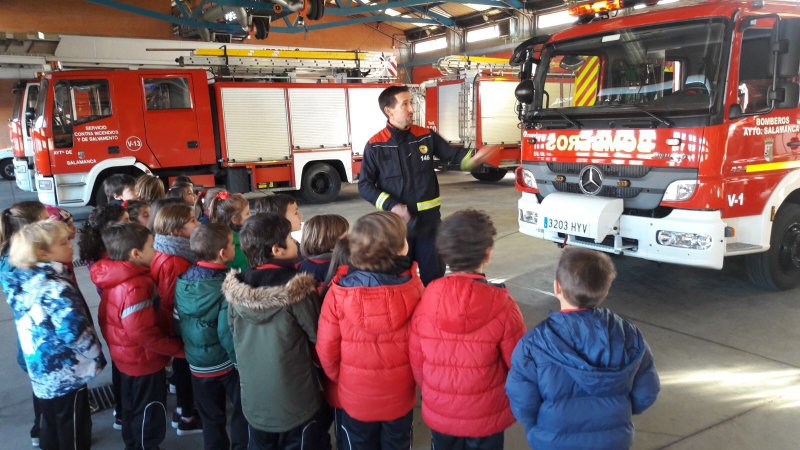 Visita al parque municipal de bomberos. Visita al parque municipal de bomberos.