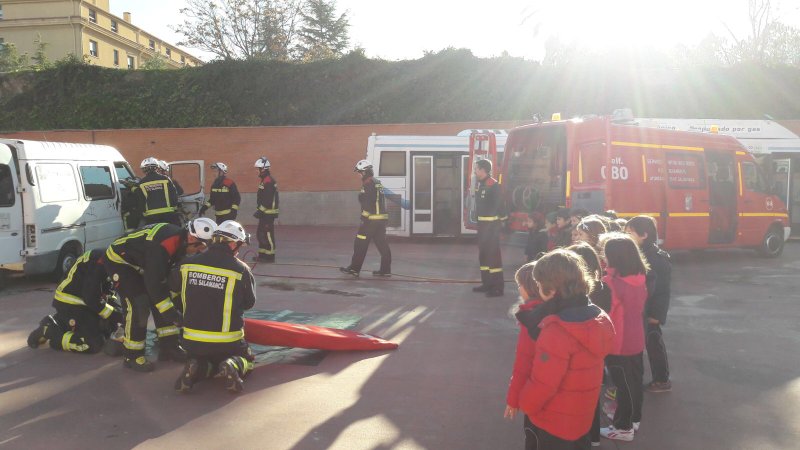 Visita al parque municipal de bomberos. Visita al parque municipal de bomberos.
