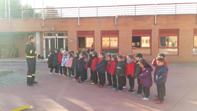 Visita al parque municipal de bomberos. Visita al parque municipal de bomberos.