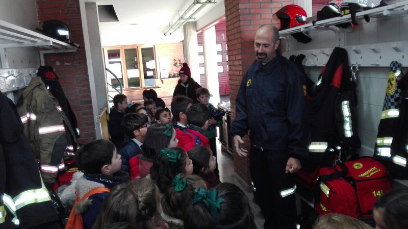 Visita al parque municipal de bomberos. Visita al parque municipal de bomberos.