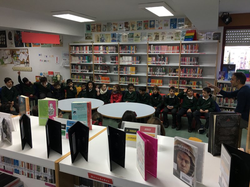 Visita a la Biblioteca Municipal Miraltormes. Visita a la Biblioteca Municipal Miraltormes.