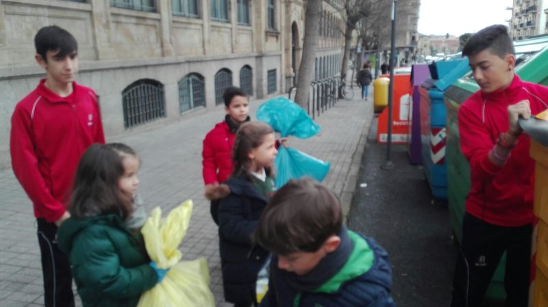 Maratón de reciclaje. Maratón de reciclaje.