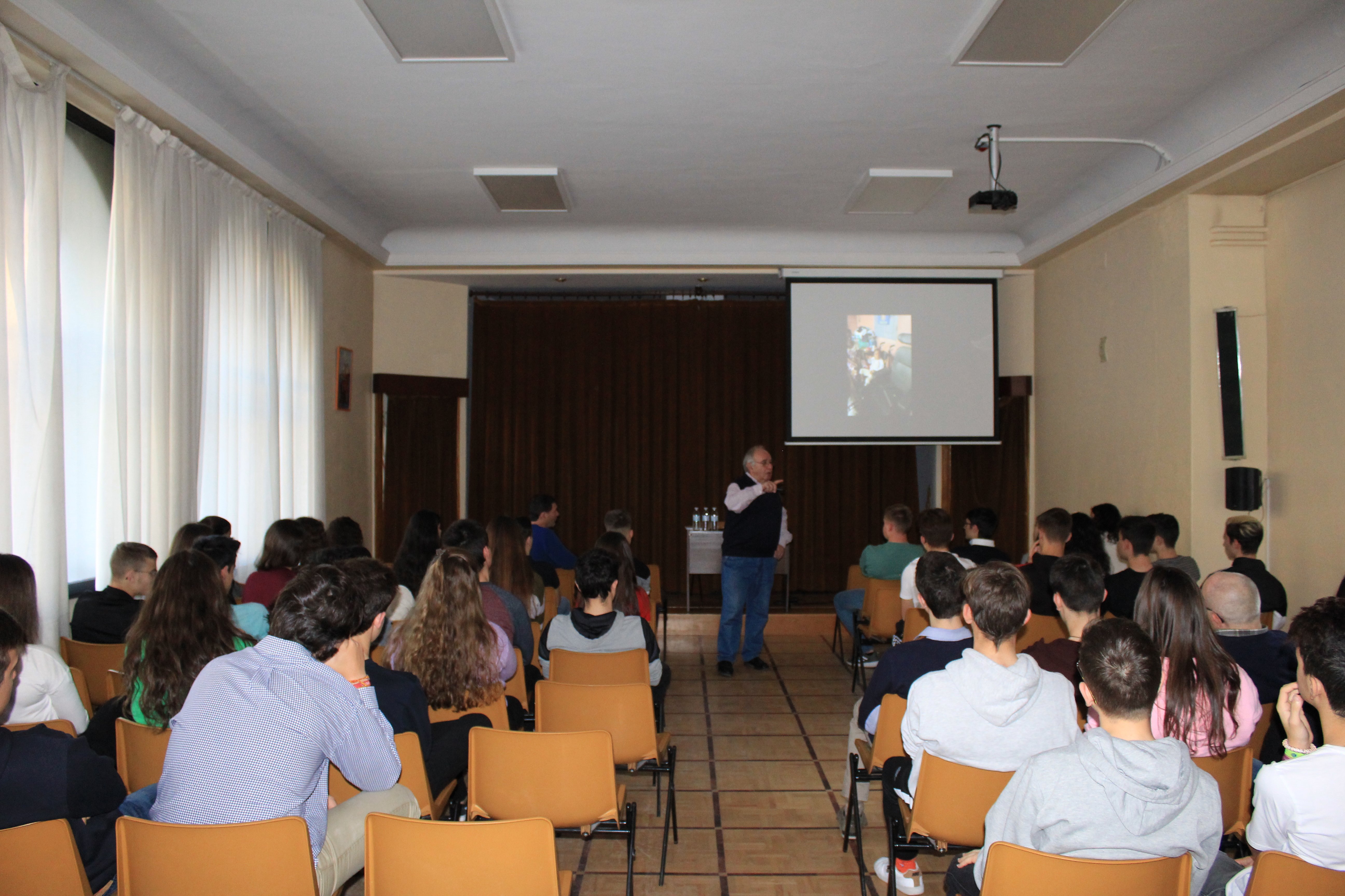 Charlas P. Javier Negro R.D. Congo. Charlas P. Javier Negro R.D. Congo.