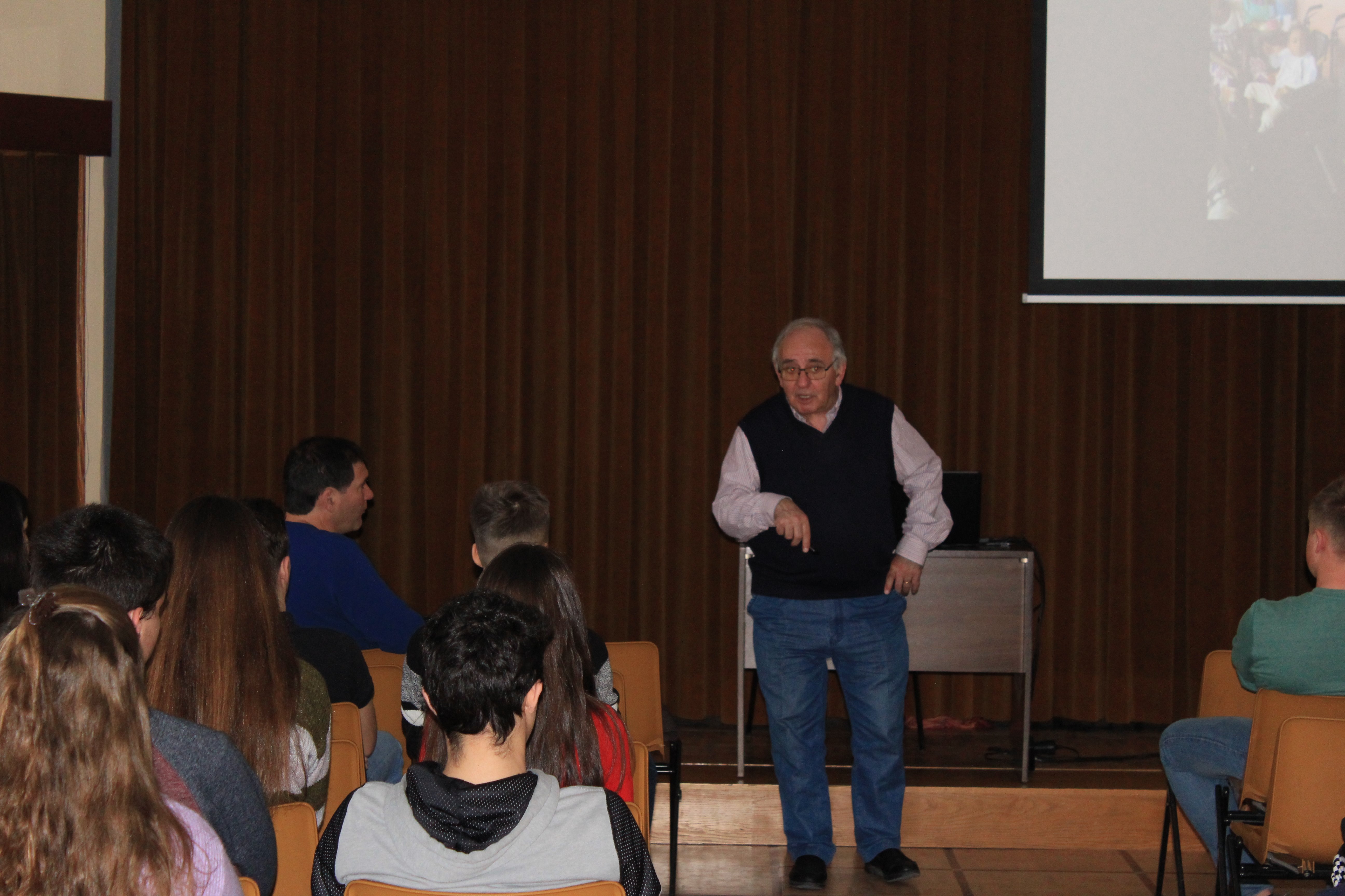 Charlas P. Javier Negro R.D. Congo. Charlas P. Javier Negro R.D. Congo.