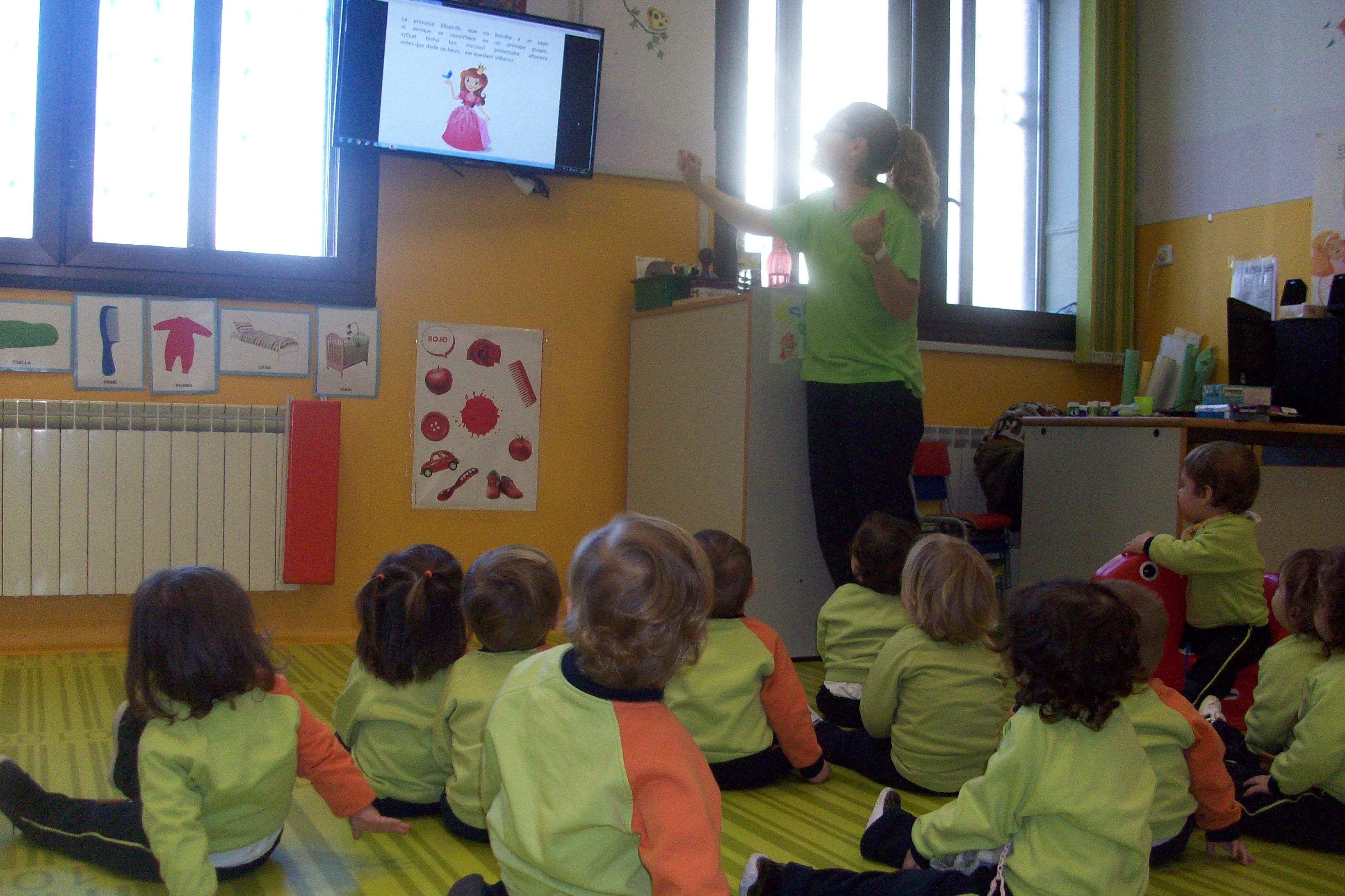 Los cinco minutos de la poesía. Los cinco minutos de la poesía.