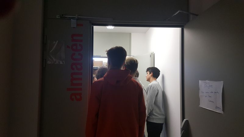 Alumnos de biología en el IBFG Alumnos de biología en el IBFG