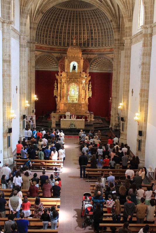 Eucaristía Familiar Eucaristía Familiar