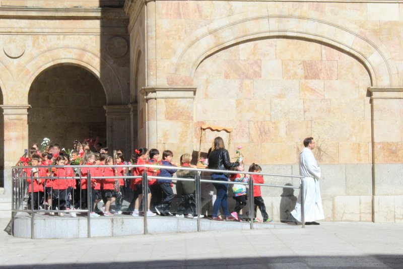 Mayo, mes de María. Mayo, mes de María.