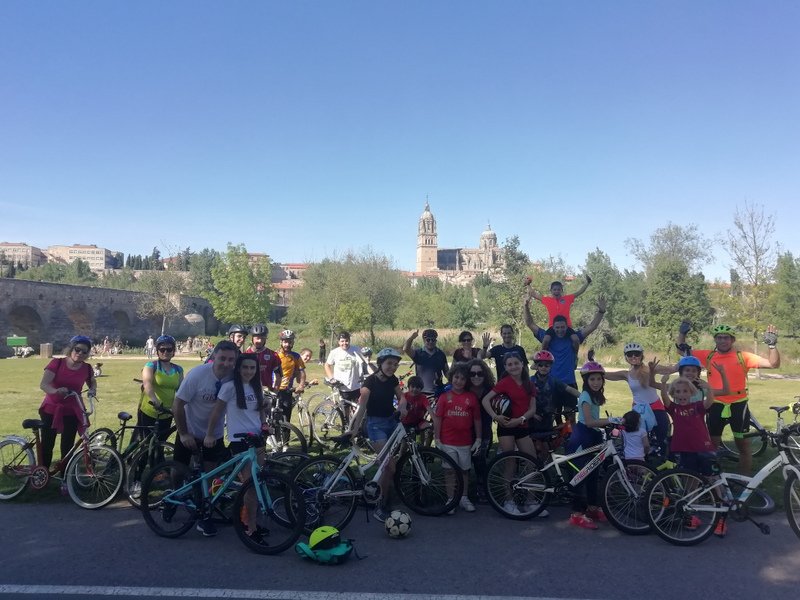 Deporte en familia. Deporte en familia.