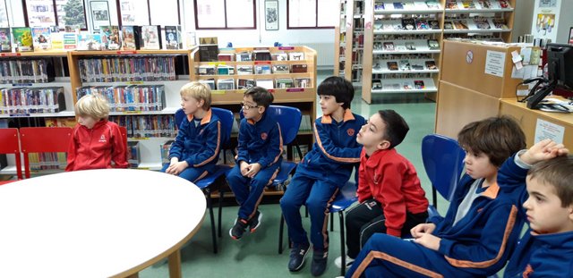 Jóvenes lectores Jóvenes lectores