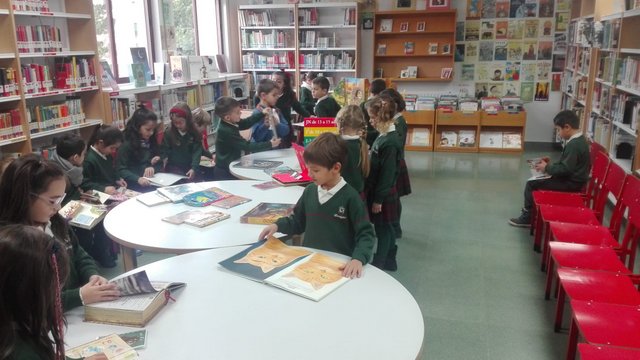 Jóvenes lectores Jóvenes lectores