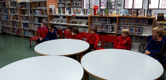 Jóvenes lectores Jóvenes lectores