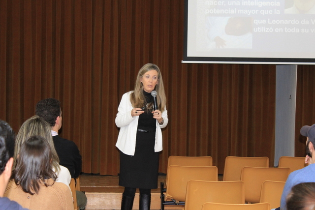 Estimulación temprana e Inteligencias Múltiples. Estimulación temprana e Inteligencias Múltiples.