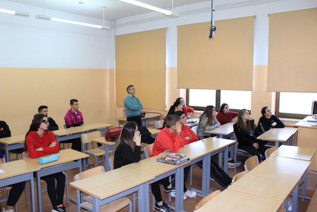 Relación entre prensa e historia Relación entre prensa e historia