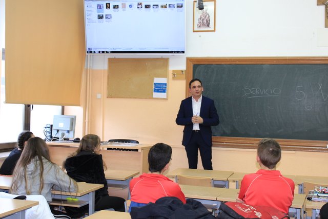 Relación entre prensa e historia Relación entre prensa e historia