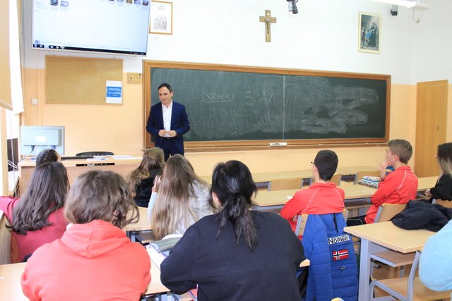Relación entre prensa e historia Relación entre prensa e historia