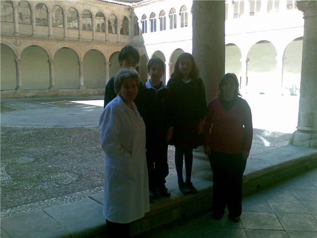 Alumnos Colegio Calasanz concurso que es un rey para mi